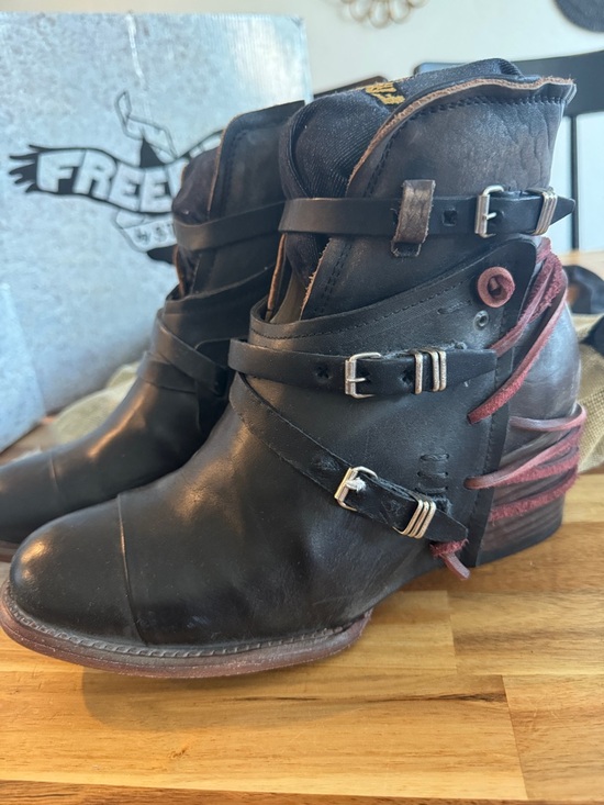 Freebird by Steven Shoes - Freebird by Steven CRUE